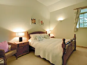 2 chambres à coucher à Ratho, near Edinburgh - Image 4