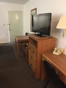 Lazy U Motel - Image 2