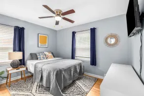 Playful and Serene-2 Bedroom home- Walk to the stadium! - Image 4