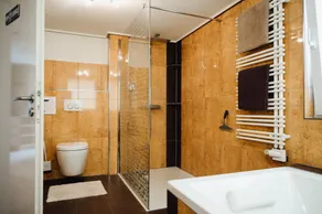 Casa de vacaciones 'Idylische Ferienunterkunft' con terraza privada, jardín privado y Wi-Fi - Image 3