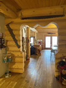 Loor-U-Inn. Luxury Log Home/ 7 Beds & Hottub  Apex Mountain - Image 3