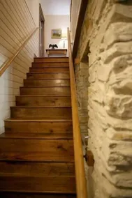 Light Horse Inn: Suite 6 - Image 2