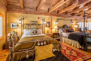 Beautiful & One-of-a-Kind Downtown Minturn Apartment. Minutes to Vail. - Image 4