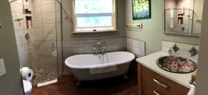 Luxury Loft - Quadra Island - Private Deck! - Image 2