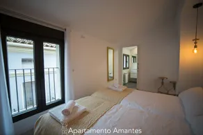 Appartement-Modernismo-SDB privée avec douche-Vue ville - Image 3