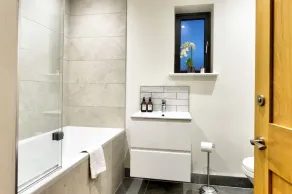 The Penthouse - A Touch of Style! - Image 2