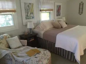 Don’t miss out on your vacation! Come stay at this  on site marina property - Image 4