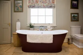Ferienhaus-Exklusiv-Ensuite-Blick auf die Landschaft-Willington Lodge - Image 5
