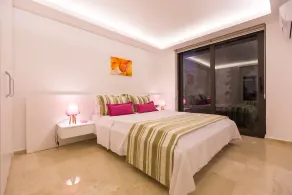LOCATED IN TOWN CENTRE NEW 3 BEDROOM APARTMENT WITH PRIVATE POOL AND TERRACE - Image 5