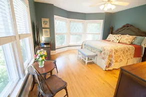 Victorian Lake Home - Image 4