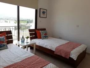 Ideal townhouse with private roof terrace & pool, near the sea - Image 4