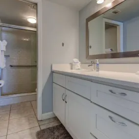 #3-SALE! BOOK NOW! 2 BR- King Bed! Directly On the Sand! - Image 3