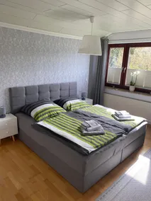 Ferienwohnung \"Zur Schönen Aussicht\" mit Bergblick, Balkon und WLAN - Image 4
