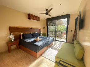 PENTHOUSE WITH PRIVATE POOL & SOLARIUM - Image 5