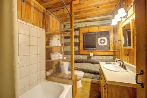 Adanaylah - A True Log Cabin Experience. Pet Friendly, too! - Image 3