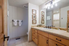 Ein luxuriöser Rückzugsort!  Perfekt für Familien und Gruppen, mit viel Platz zum Entspannen! - Image 5