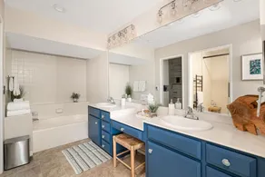 Live the Dream in Solana Beach with Ocean Views & a Short Stroll to the Beach - Image 3