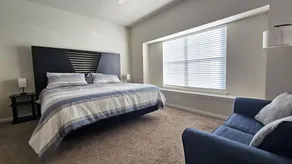 GREAT PRICE! Monthly Rental. 3 Bed 2.5 Bath HUGE, Clean, and Beautiful Location - Image 5