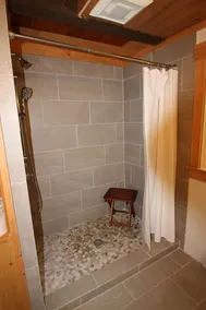 The Lingerlong Lodge - Image 5