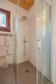 Neu renovierte Villa mit Meerblick und Pool - Image 2