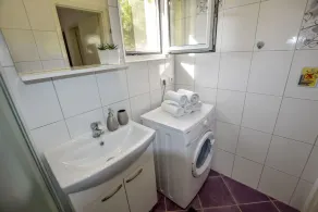House Ana (58361-K1) - Banj - Image 2