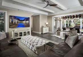 Mediterranean Villa in the heart of Naples! Location & Luxury!  - Image 5