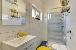 Villa com piscina, terraço ao sol e Wi‑Fi - Image 3