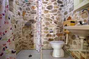 Lithahiro stone house - Image 3