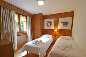 Flat located near the Médran ski lifts. This 5 person flat is ideal for groups of friends or familie - Image 5