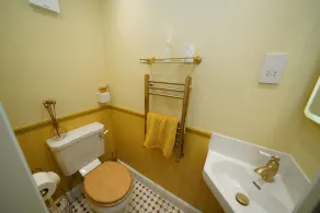 Traditional 2 Bedroom Cottage in Eyam Hope Valley - Image 3