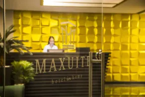 Maxuite Hotel in Home - Image 4