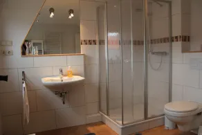 quiet house with garden for six people - Image 3