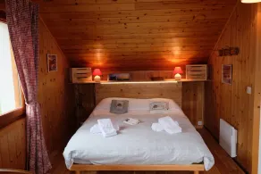 CHALET 4 * SOUTH TRIPLEX SOFT CHIMNEY BALCONIES GARDEN VIEW GREENHOUSE CHE CALM - Image 4