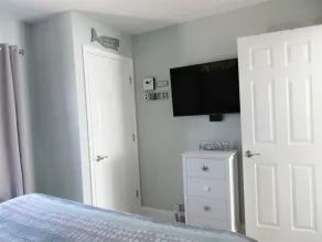 2 bedroom condo totally renovated on ocean block in Ship Bottom - Image 4