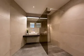 Apartamento con 2 dormitorios para 4 personas - Image 2