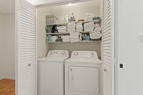 K5 corner townhome next to lake, tidy and ready for your vacation! - Image 2