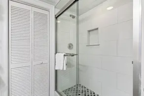 East Beach Villa, sleeps 6, near the beach and Dog Friendly, walk to beach - Image 4