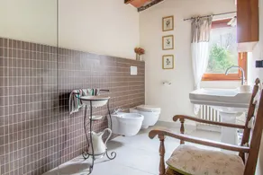 3 bedroom apartment in Tuscan farmhouse with private pool & game room | 8 guests - Image 2