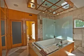 \"Anwesen am See\"! 7 BR / 7 BA (6 Suiten) Über 8.400 Quadratmeter! Privater Pool! - Image 4