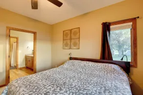 Game Room + Views: Family Retreat on Silver Lake - Image 5