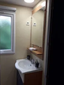 Mobile home in an old farmhouse on 3.5 ha - Image 2
