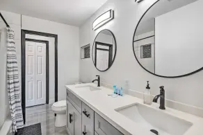 Luxury 3BR-2 1/2 Bath w/Patio Entertainment area - Image 4