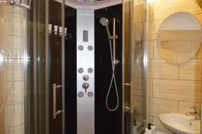 Riga City Center Romantic style studio apartment - Image 4