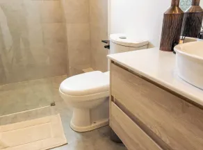 Lux Suites Studio City Apartments - Image 3