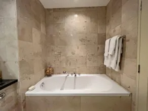 Waterside Apartment 101 by Island Villas - Image 3