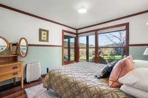 Glauders Cottage Pemberton - Image 5