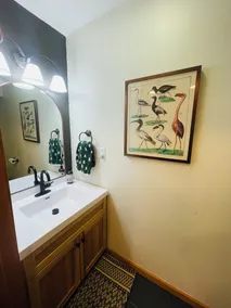 Cozy retreat located off Lake Erie in Woodchuck Marina! - Image 4
