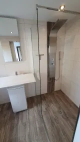 Moderne, Top Ausgestattete, Ruhige, Barrierefreie Ferienwohnung - Image 3