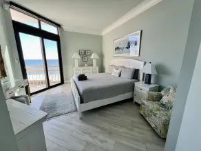 One of a Kind Penthouse--All New! A Beach Lover's Dream Vacation Rental+Locker!! - Image 3