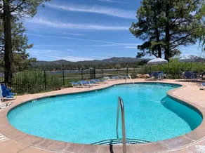 Junipine Lakefront Condo - 3BR / 2BA / WiFi / GRATIS Ski / Board leje - Image 2